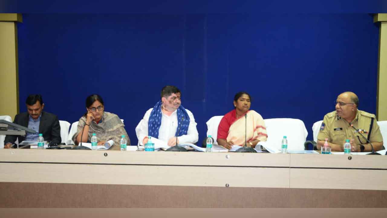 Medaram Jathara | జనవరి 31 లోగా మేడారం జాతర పనులు పూర్తి చేయాలి : మంత్రులు