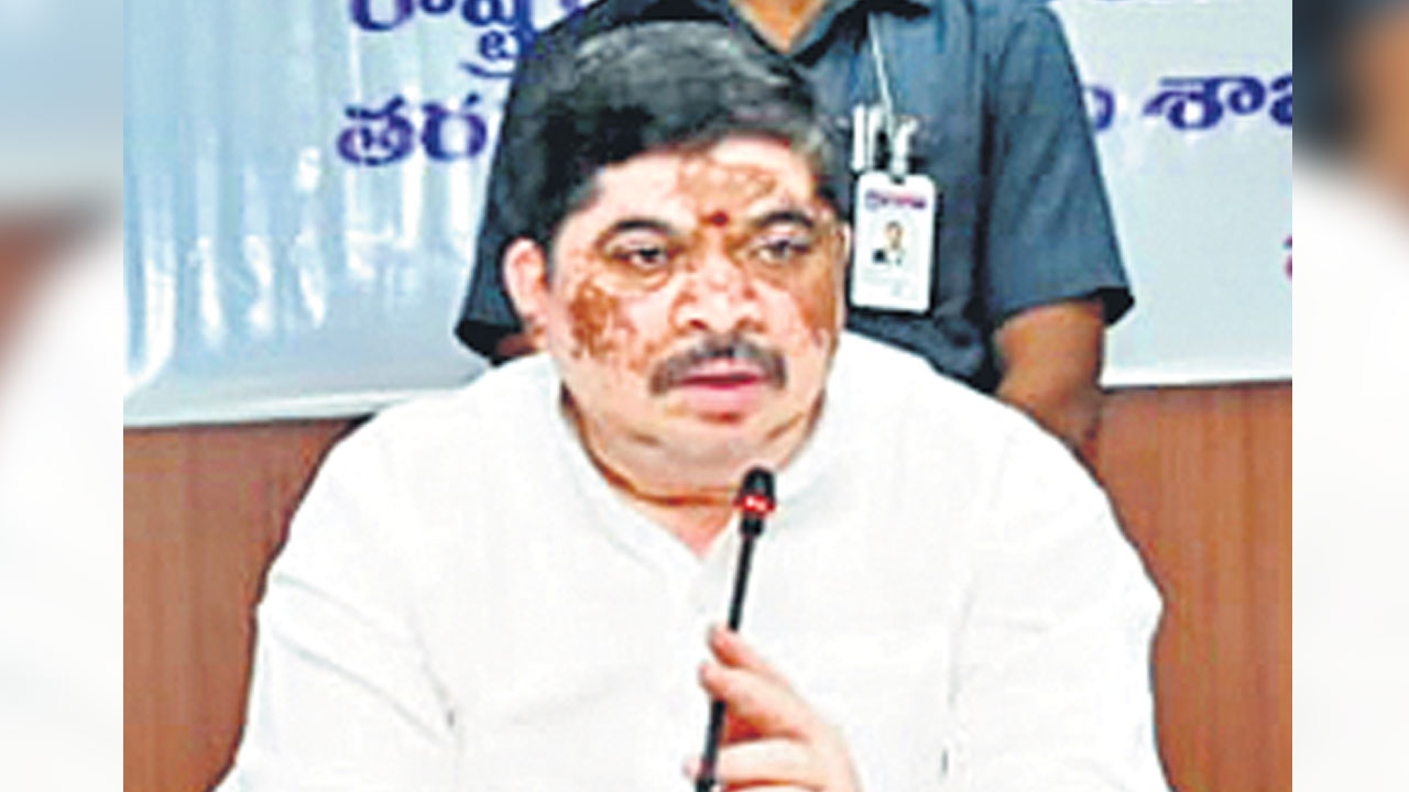 Minister Ponnam | అగ్ని ప్రమాద ఘటనపై విచారణకు ఆదేశించాం : మంత్రి పొన్నం