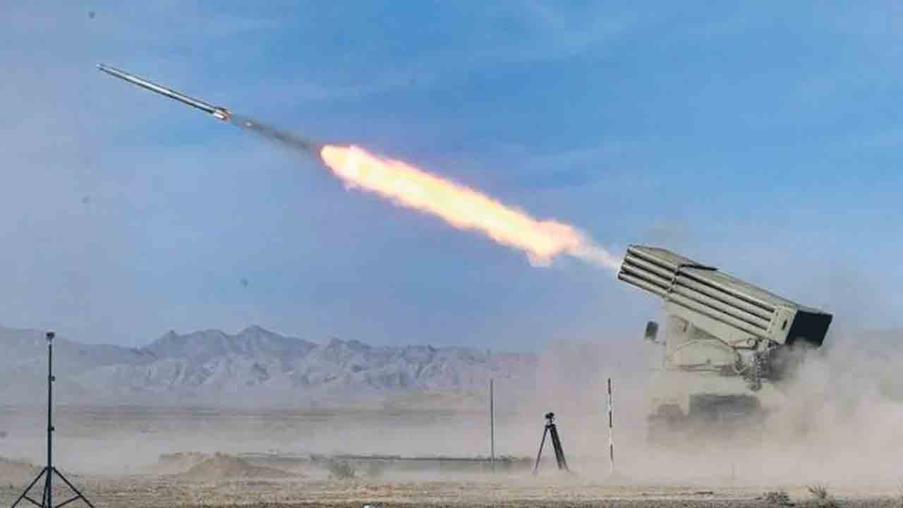 West Asia | దాడులు, ప్రతిదాడులతో అట్టుడుకుతున్న పశ్చిమాసియా.. ప్రాణాలు అరచేతిలో పెట్టుకొని బతుకుతున్న ప్రజలు