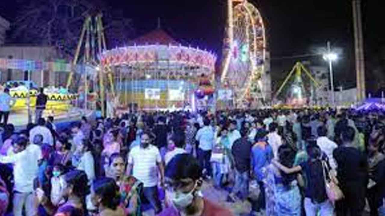 నుమాయిష్‌లో వొకేషనల్‌ చదువుల సమాచారం