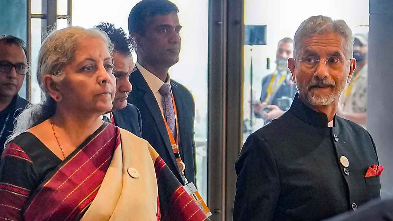 కర్ణాటక నుంచి లోక్‌సభకు నిర్మల, జైశంకర్‌ పోటీ?