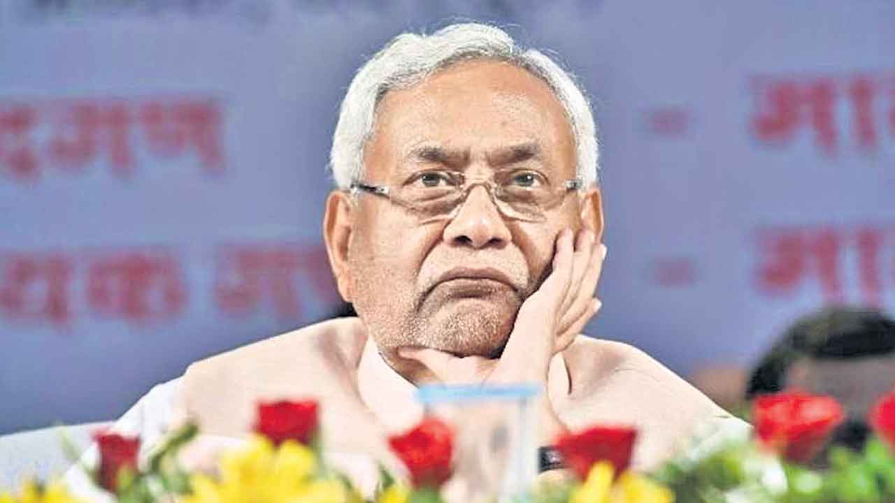Nitish Kumar | రసకందాయంలో బీహార్‌ రాజకీయం.. బీజేపీతో కలిసి ప్రభుత్వ ఏర్పాటుకు జేడీయూ చీఫ్‌ నితీశ్‌ కుమార్‌ సిద్ధం!