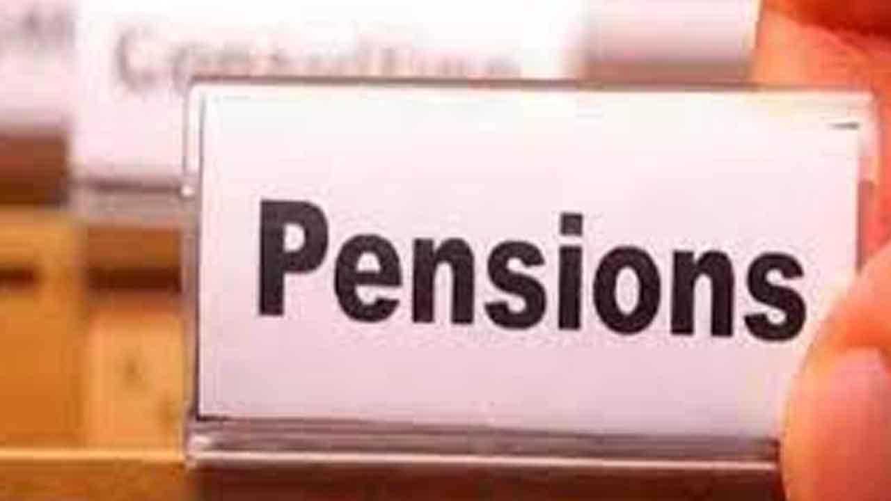 ఏపీ తరహాలో పాత పింఛన్‌ను అమలుచేయండి