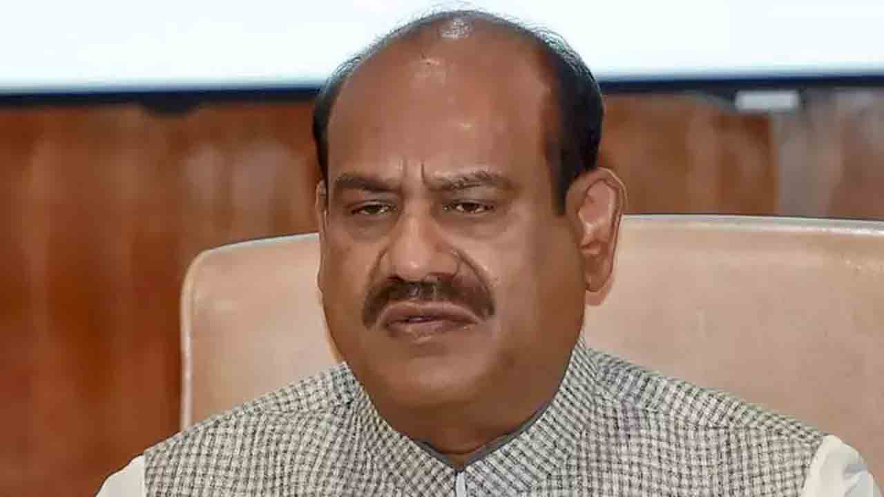 ఫిరాయింపుల నిరోధక చట్టం సమీక్షకు కమిటీ