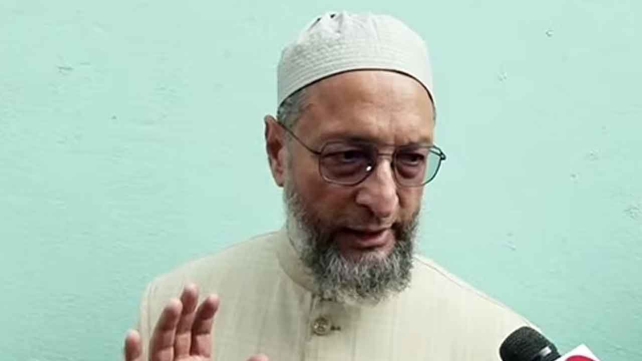 Asaduddin Owaisi | బాబ్రీ మసీదును క్రమపద్ధతిలో లాగేసుకొన్నారు: ఒవైసీ
