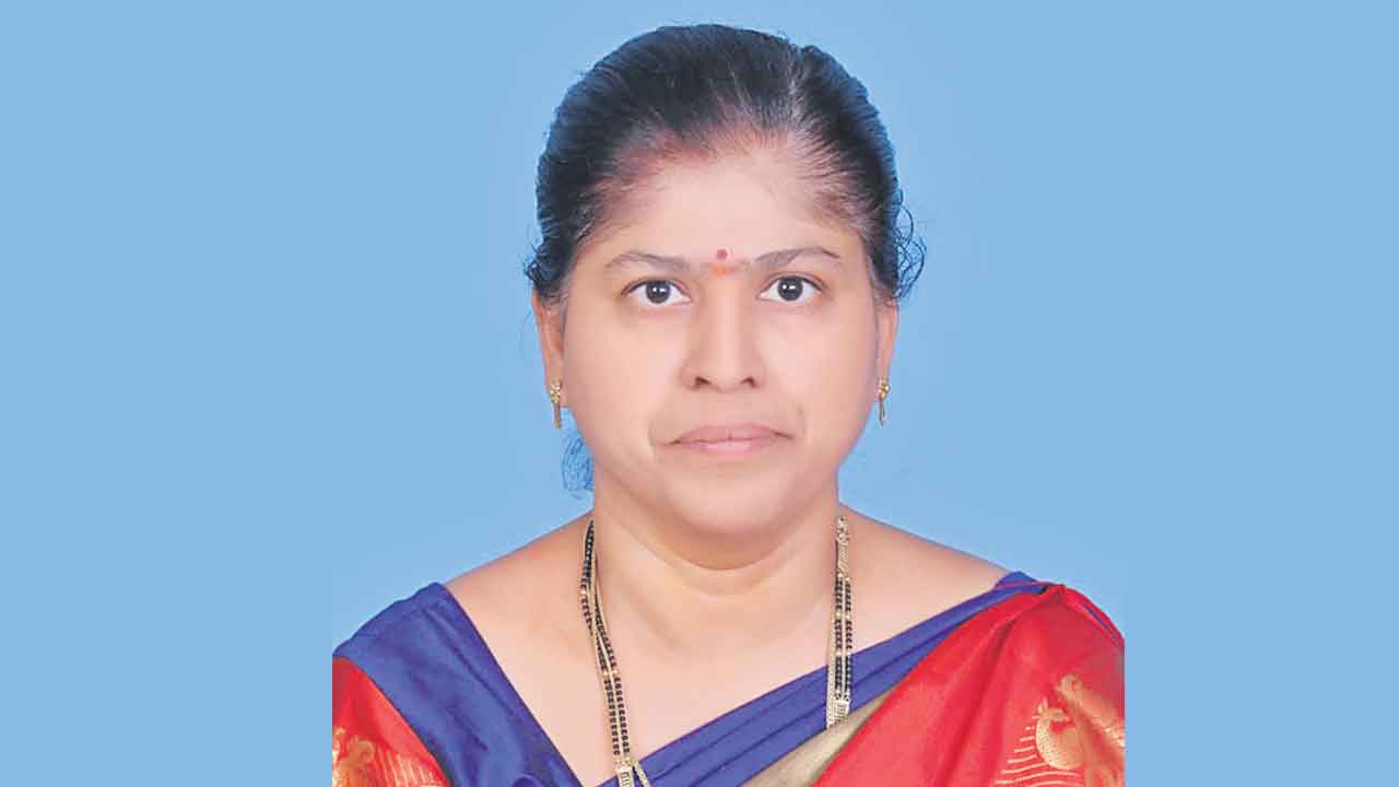 హైదరాబాద్‌ టీచర్‌కు కబీర్‌ కోహినూర్‌ అవార్డు