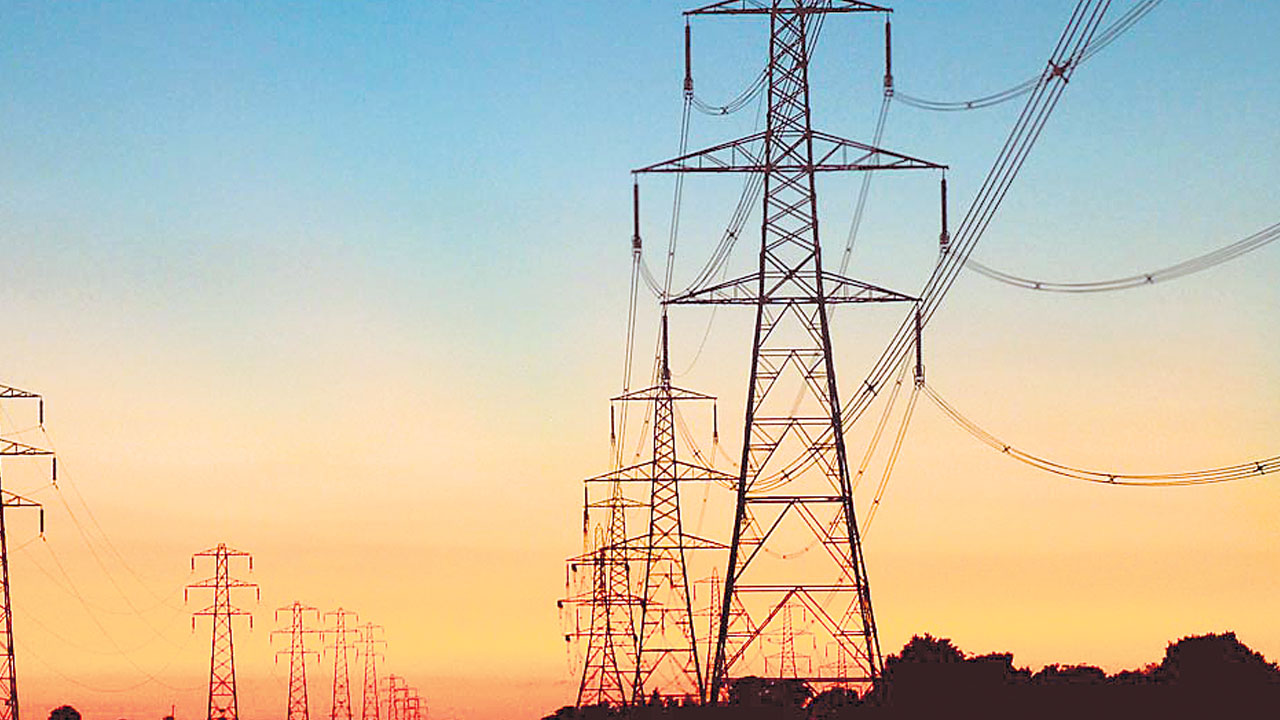 రోజూ 2 గంటలు కరెంటు కోతలు