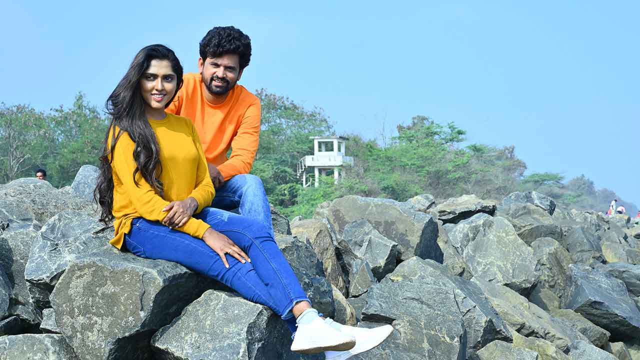 ప్రేమ జ్ఞాపకాల్లో..