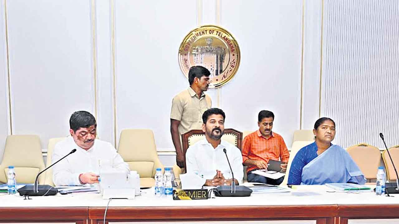 CM Revanth Reddy | రాష్ట్రంలో కులగణన.. నియోజకవర్గానికో ఇంటెగ్రేటెడ్‌ ఎడ్యుకేషన్‌ హబ్‌: సీఎం రేవంత్‌రెడ్డి