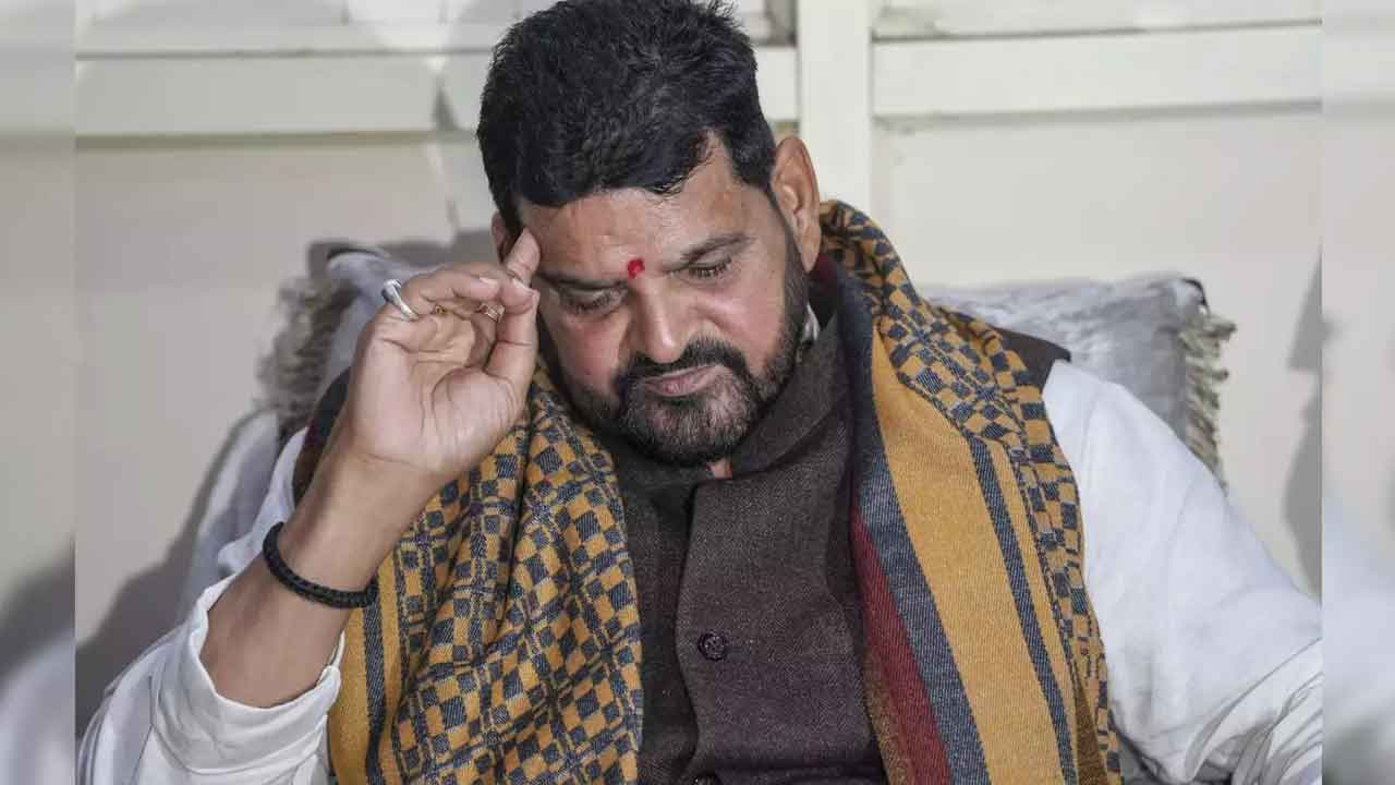 హత్య బెదిరింపు కాల్స్‌ వచ్చాయ్‌