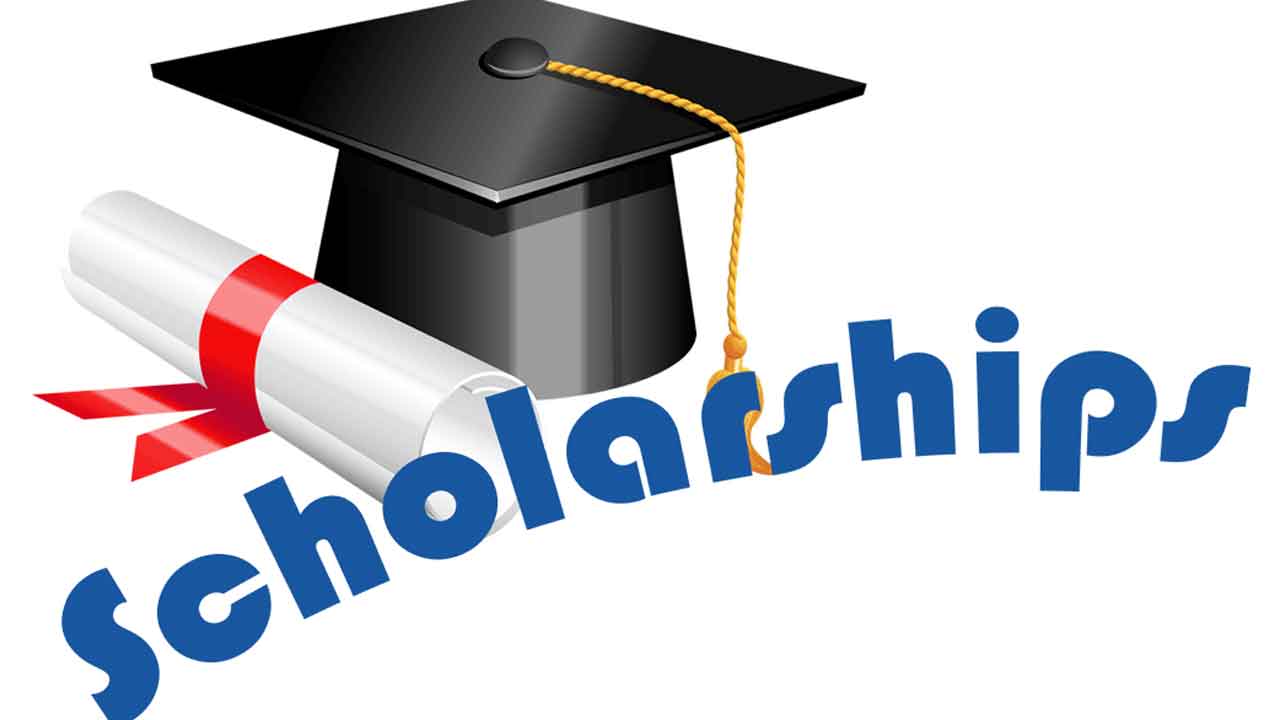 కార్మికుల పిల్లలకు ఉపకార వేతనాలు