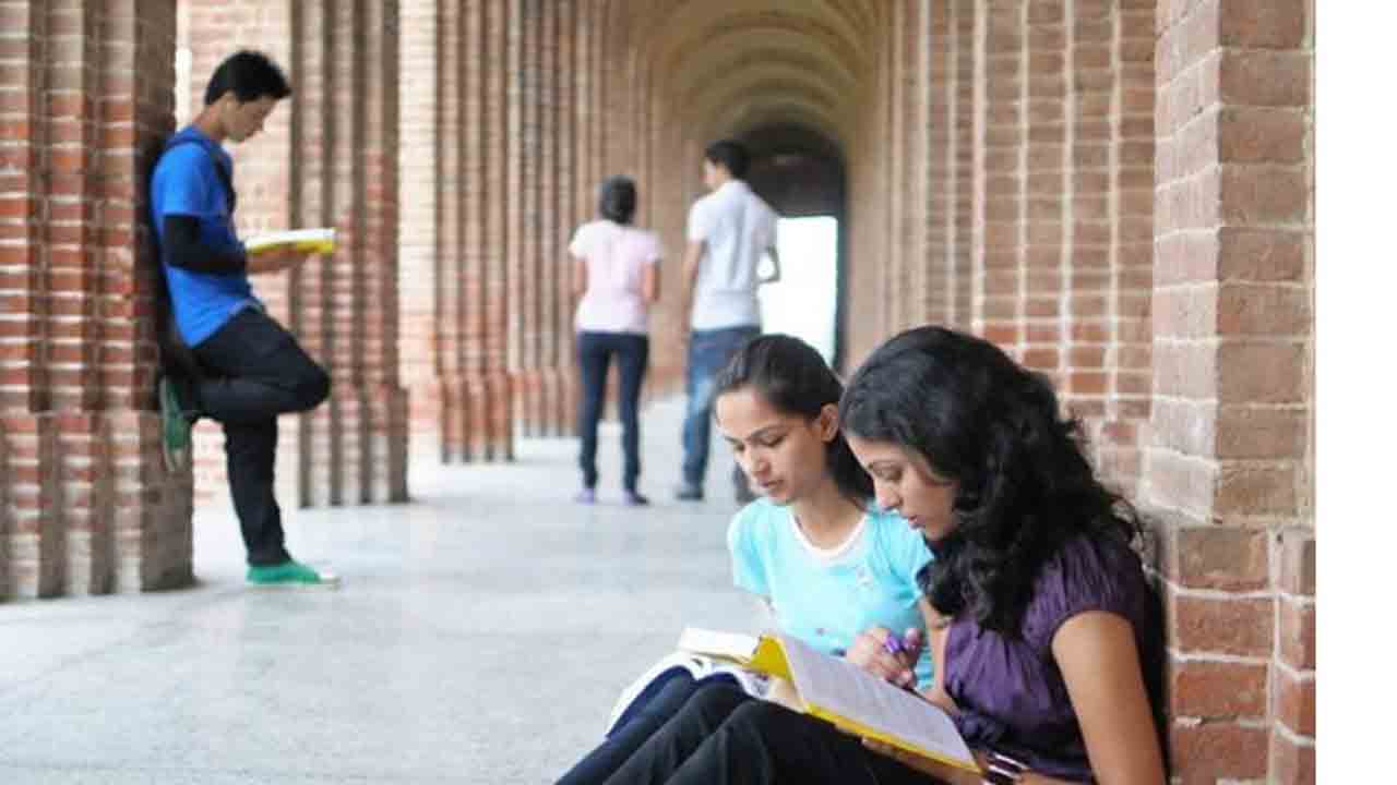 విదేశీ విద్యకు మొండిచెయ్యి