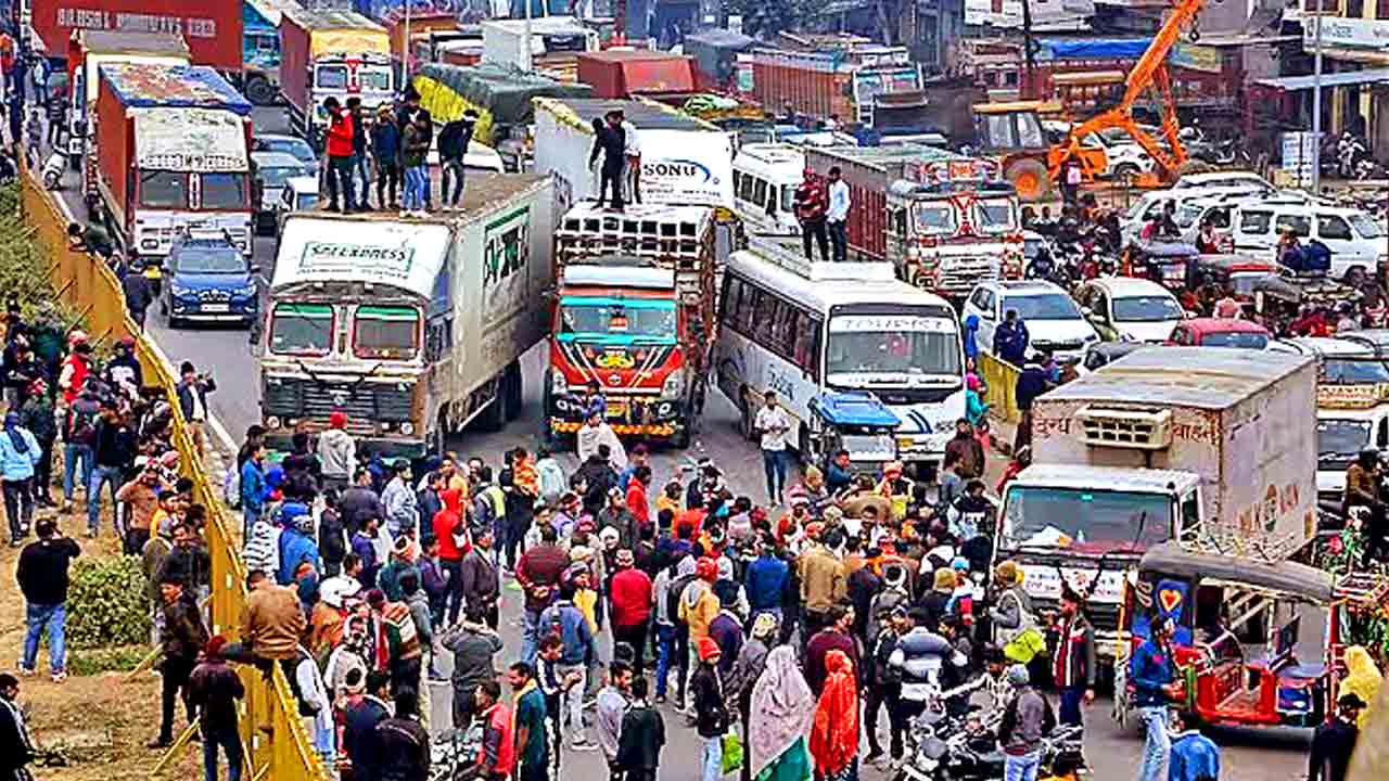 దేశంలో ట్రాఫిక్‌జామ్‌