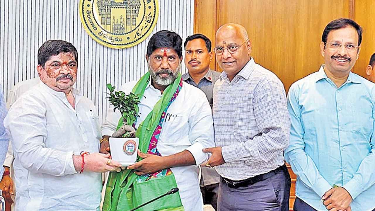 ప్రత్యామ్నాయ ఆదాయంపై ఆర్టీసీ దృష్టి