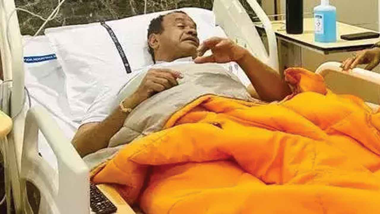 మంత్రి కొమటిరెడ్డికి గొంతు శస్త్ర చికిత్స