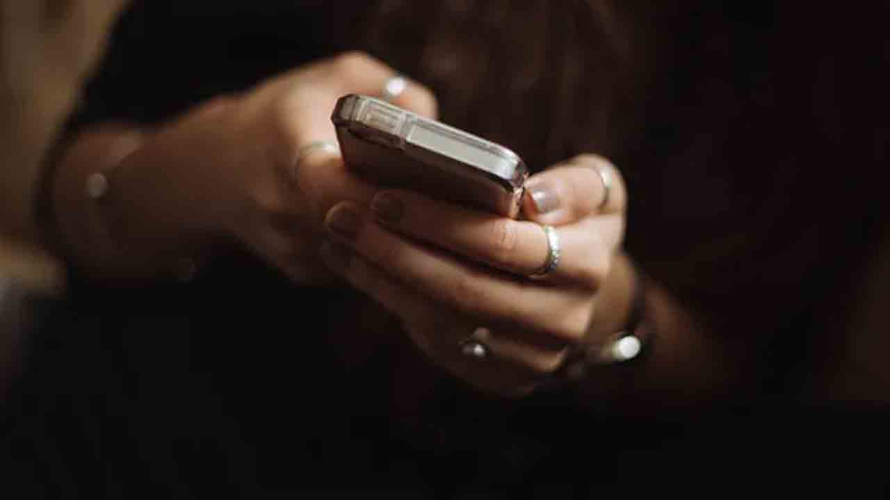 Direct-To-Mobile | సిమ్‌, ఇంటర్నెట్‌ లేకుండా ఫోన్లో వీడియో స్ట్రీమింగ్‌!