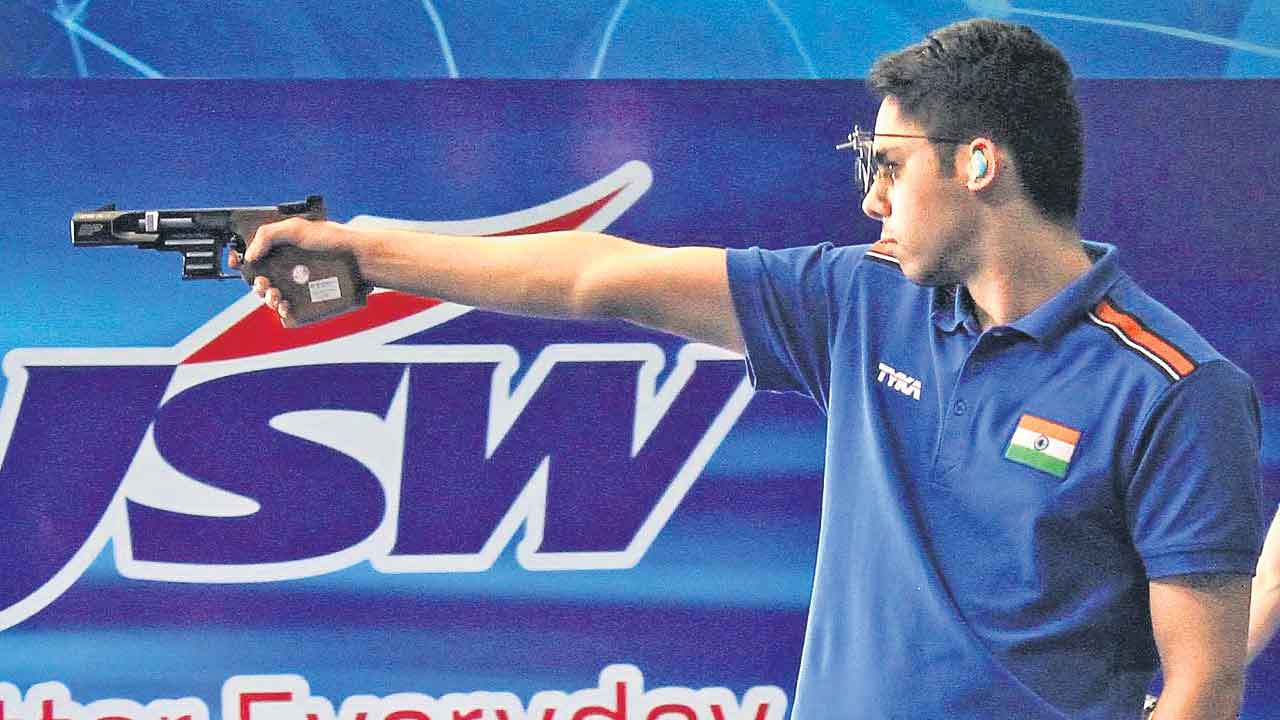 విజయ్‌వీర్‌కు పారిస్‌ బెర్తు