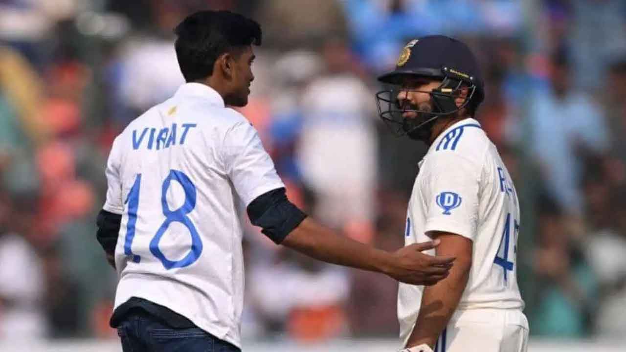 Uppal Test | ఉప్పల్‌ టెస్టులో భద్రతా వైఫల్యం.. కెప్టెన్‌ రోహిత్‌ కాళ్లు మొక్కేందుకు యత్నించిన అభిమాని