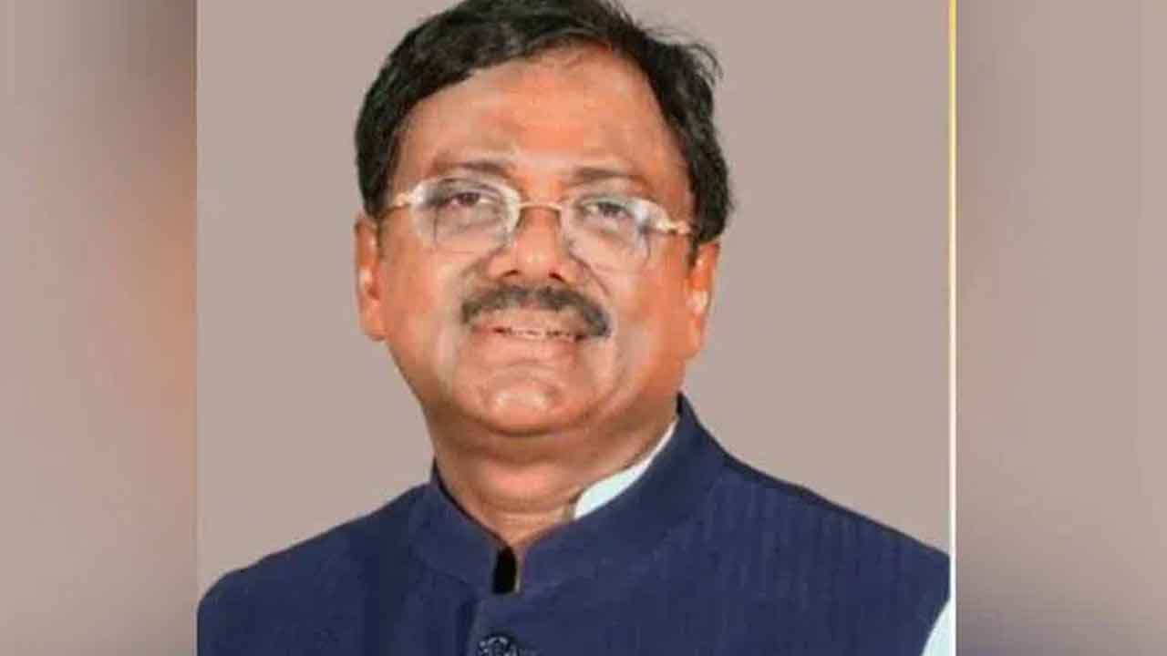 MLA Gaddam Vivek | రూ.200 కోట్ల లావాదేవీలు ఎలా జరిగాయి?.. కాంగ్రెస్‌ ఎమ్మెల్యే వివేక్‌పై ఈడీ ప్రశ్నల వర్షం