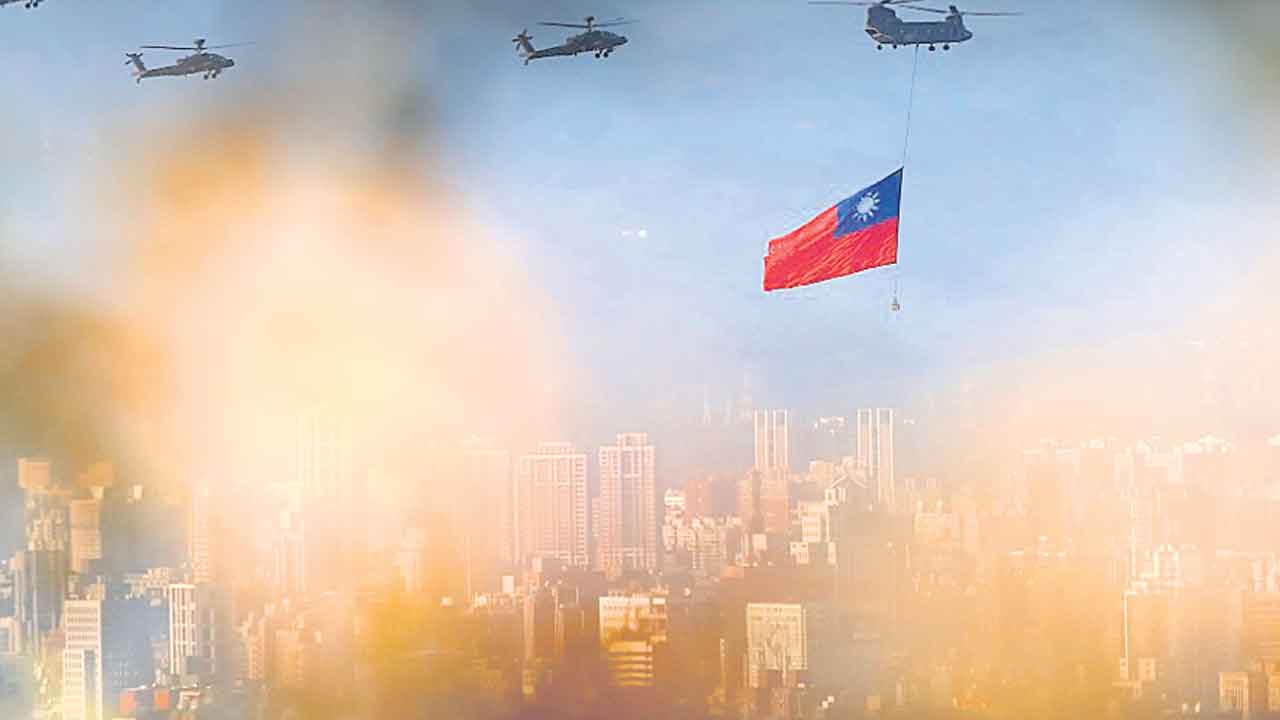 Taiwan | తైవాన్‌పై యుద్ధమేఘాలు.. సైనికచర్య తప్ప అన్ని రకాలుగా డ్రాగన్‌ దాడులు