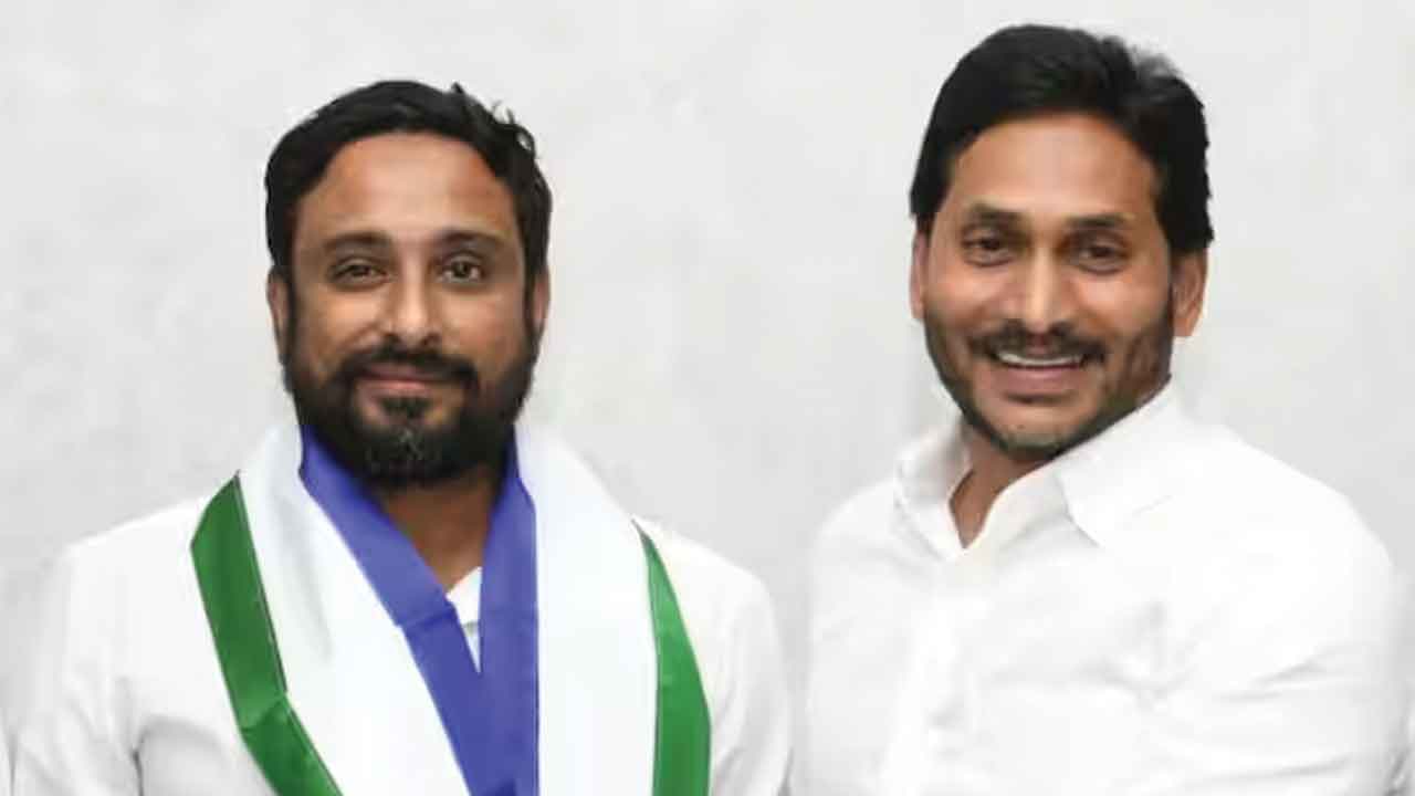 వైసీపీకి రాయుడు గుడ్‌బై