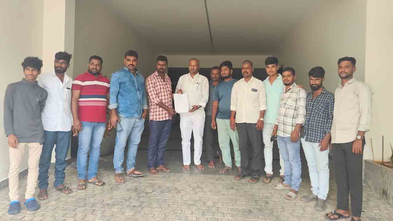 ఆటోడ్రైవర్లు ఎవరూ అధైర్యపడొద్దు