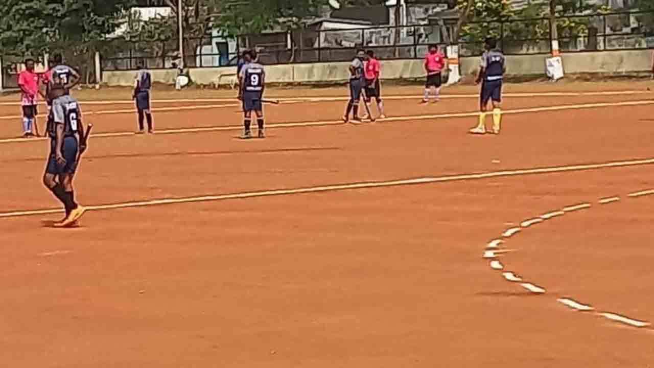 హోరాహోరీగా హాకీ, బాస్కెట్‌బాల్‌ పోటీలు