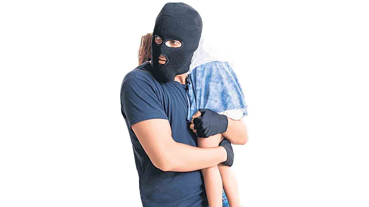 చిన్నారులే టార్గెట్‌