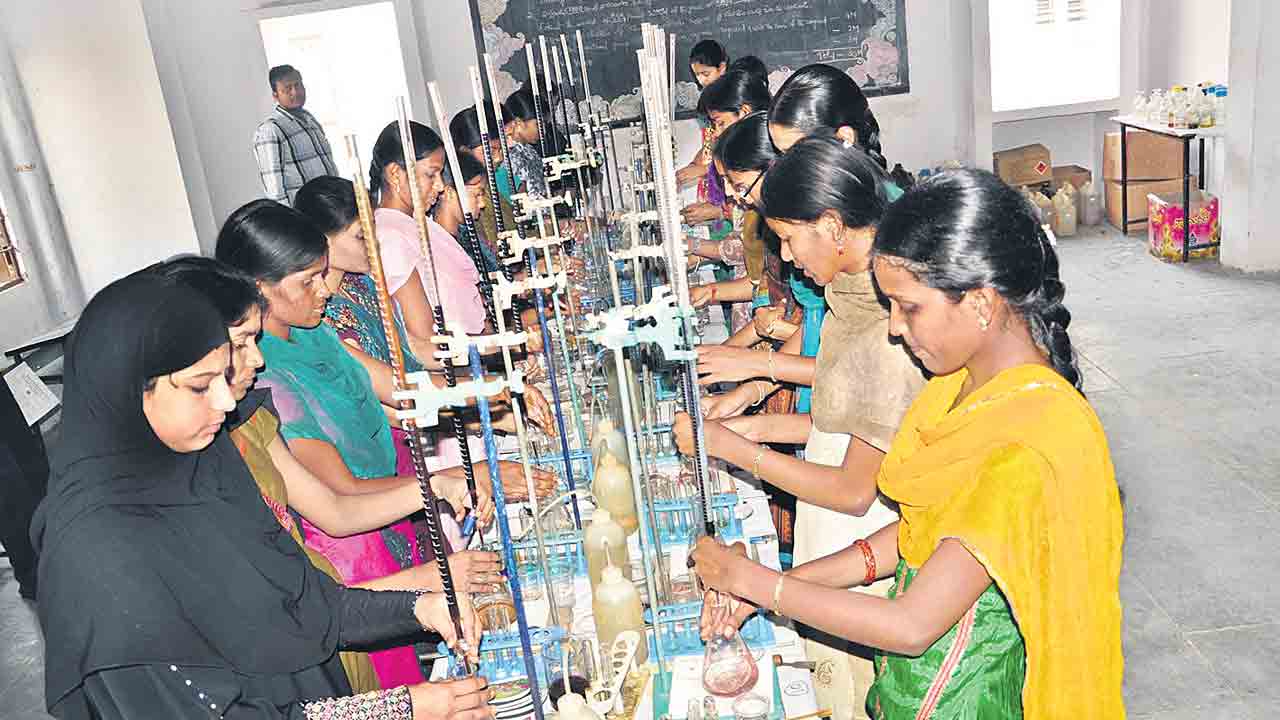 నేటి నుంచి ఇంటర్‌ ప్రాక్టికల్స్‌