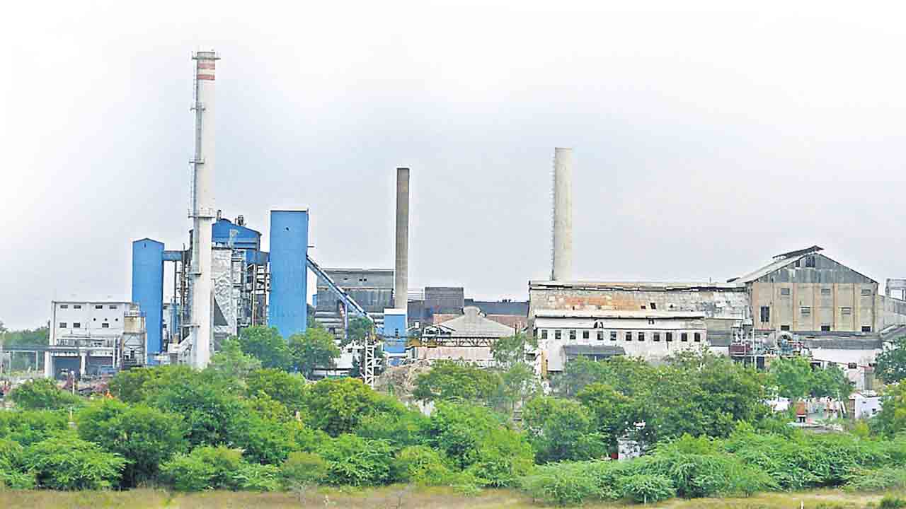 చిగురిస్తున్న ఆశలు.. వెంటాడుతున్న భయాలు