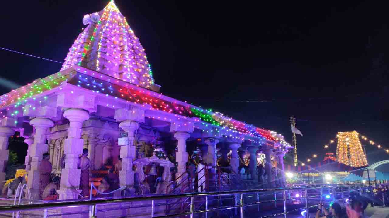 బ్రహ్మాండోత్సవం