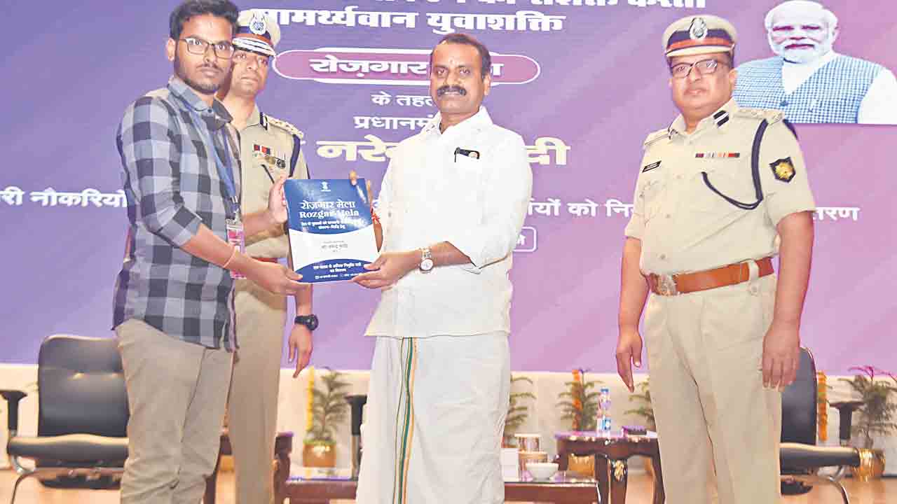 రోజ్‌గార్‌ మేళాతో యువతకు ఉపాధి