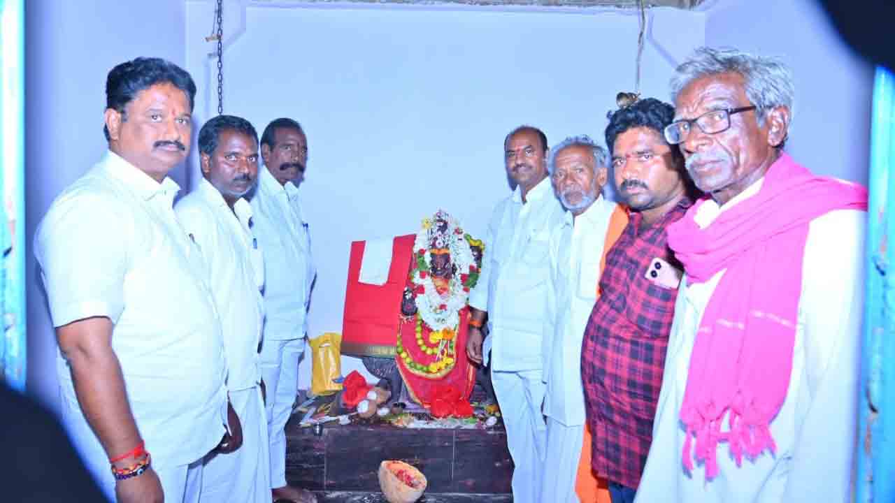 మైసమ్మ ఆశీస్సులు ఉండాలి