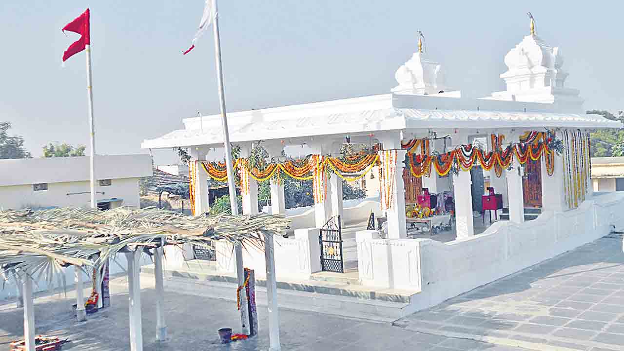 జాగో బంజారా.. మారో నంగరా