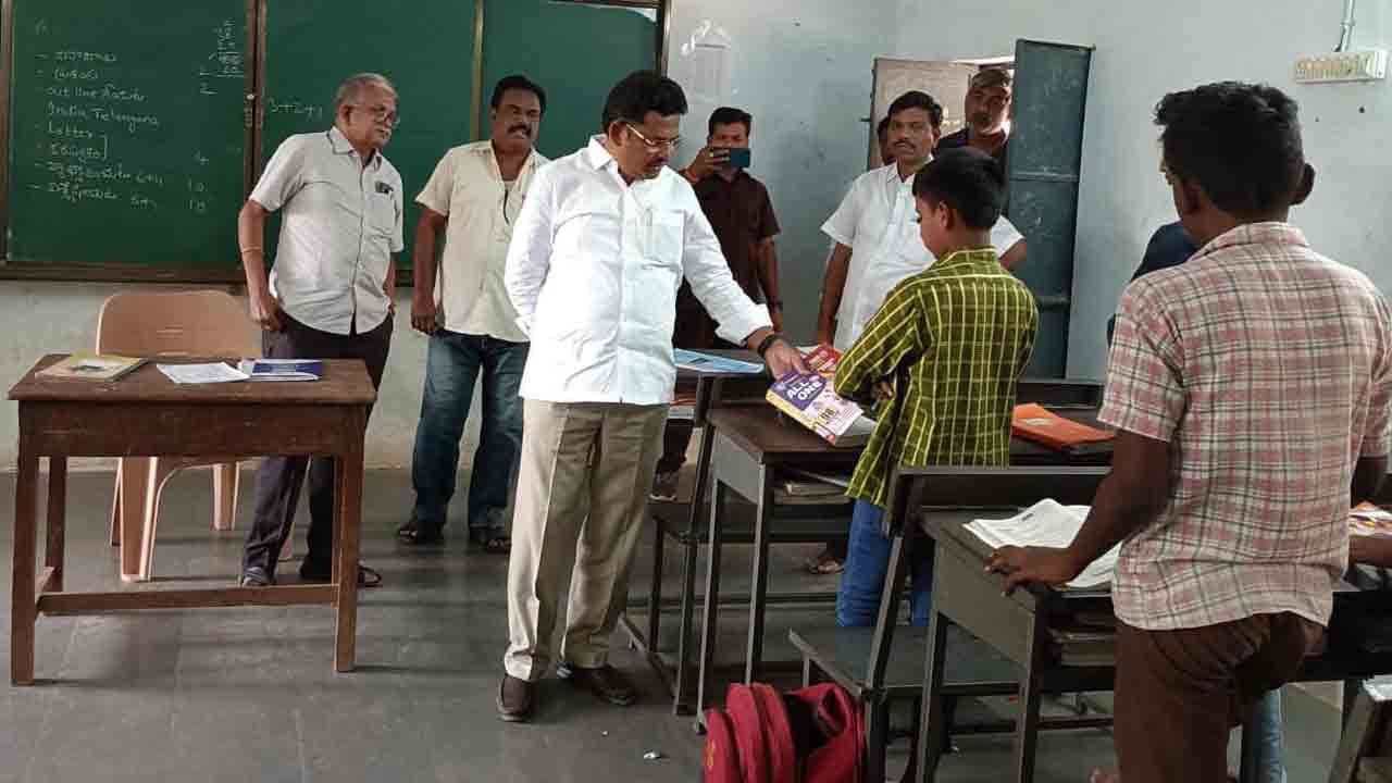 ‘పది’లో మంచి ఫలితాలు సాధించాలి