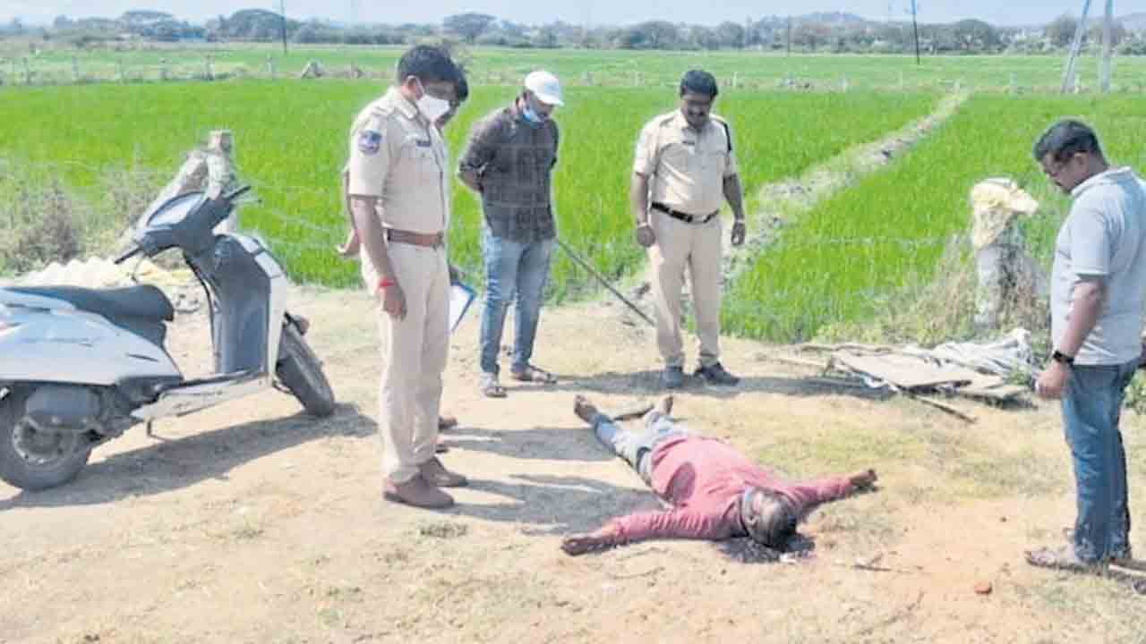 నగరంలో యువకుడి దారుణ హత్య
