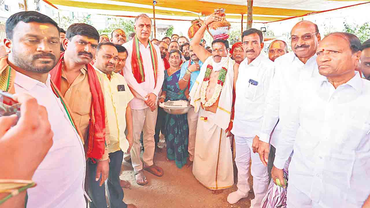 కురుమల ఆర్థిక సంపద పెరగాలి