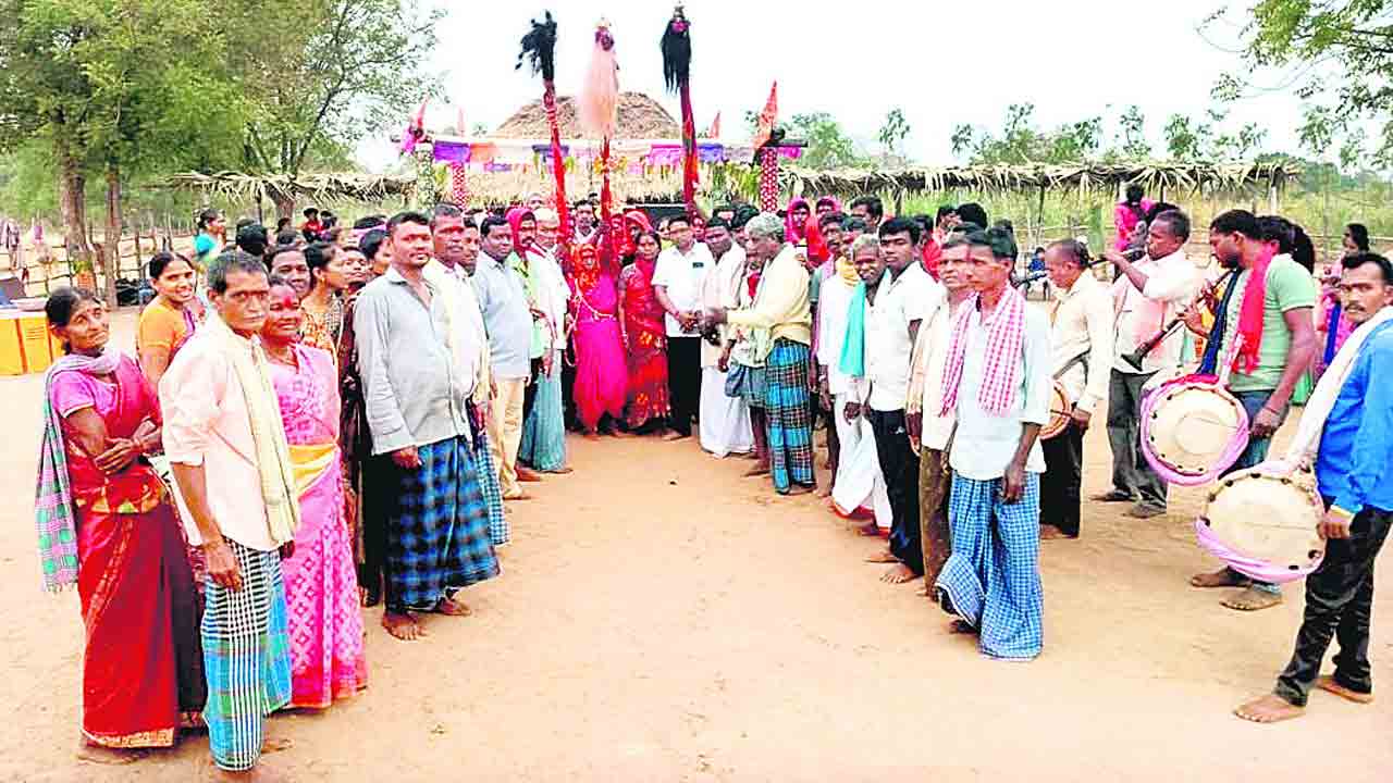 మేడారంలో 21నుంచి ఇలవేల్పుల సమ్మేళనం