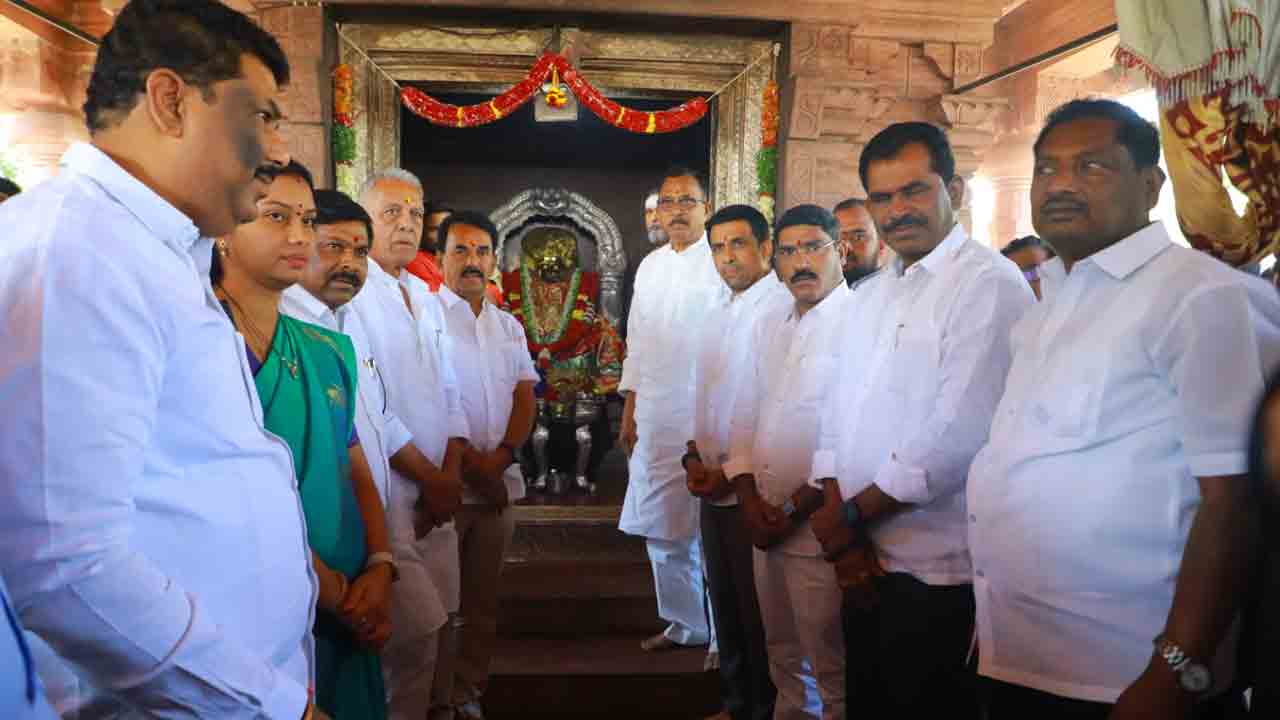 అమ్మా.. చల్లంగా చూడు