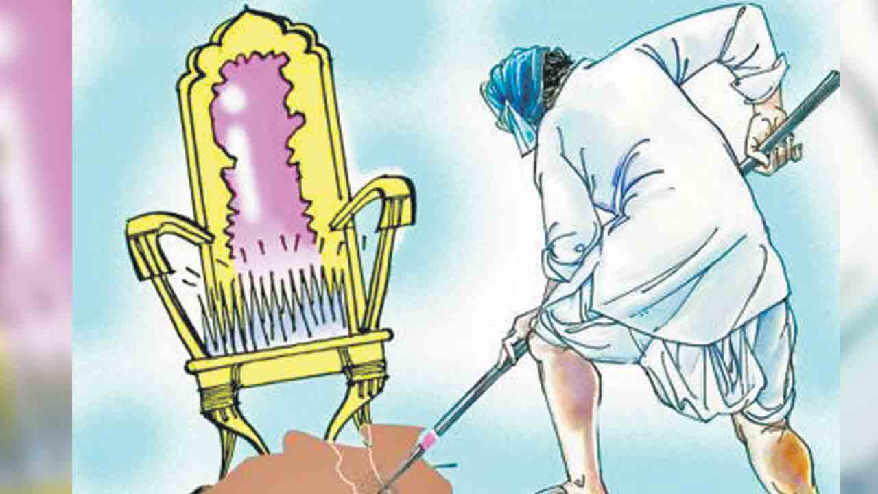 అవిశ్వాసానికి కాంగ్రెస్‌ తెర..