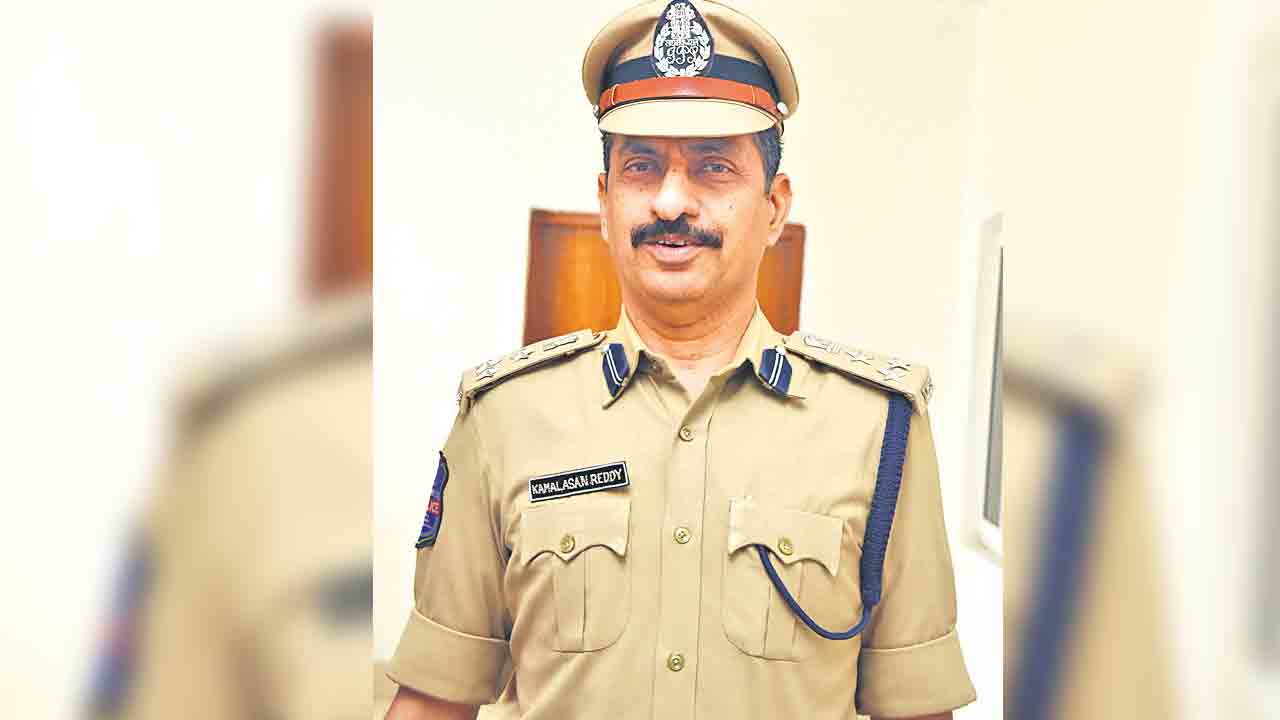 చట్ట విరుద్ధమైన బ్లడ్‌బ్యాంక్‌లపై చర్యలు