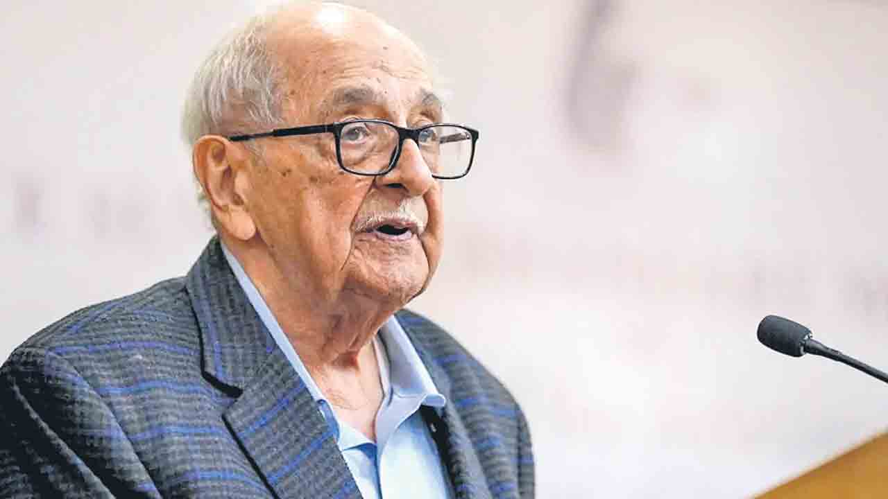 న్యాయాన్వేషణలో దివిటీ నారీమన్‌