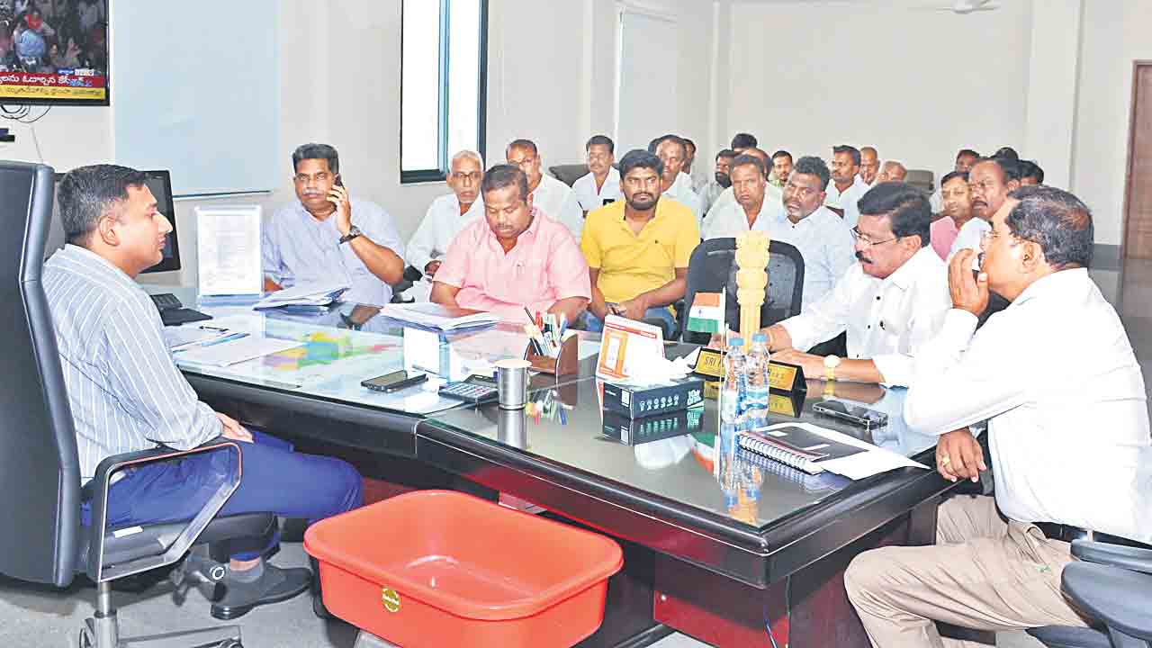 సీఎంఆర్‌ లక్ష్యాన్ని పూర్తిచేయాలి