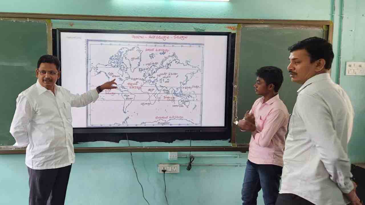 ఉత్తమ ఫలితాలు సాధించేందుకు కృషి చేయాలి