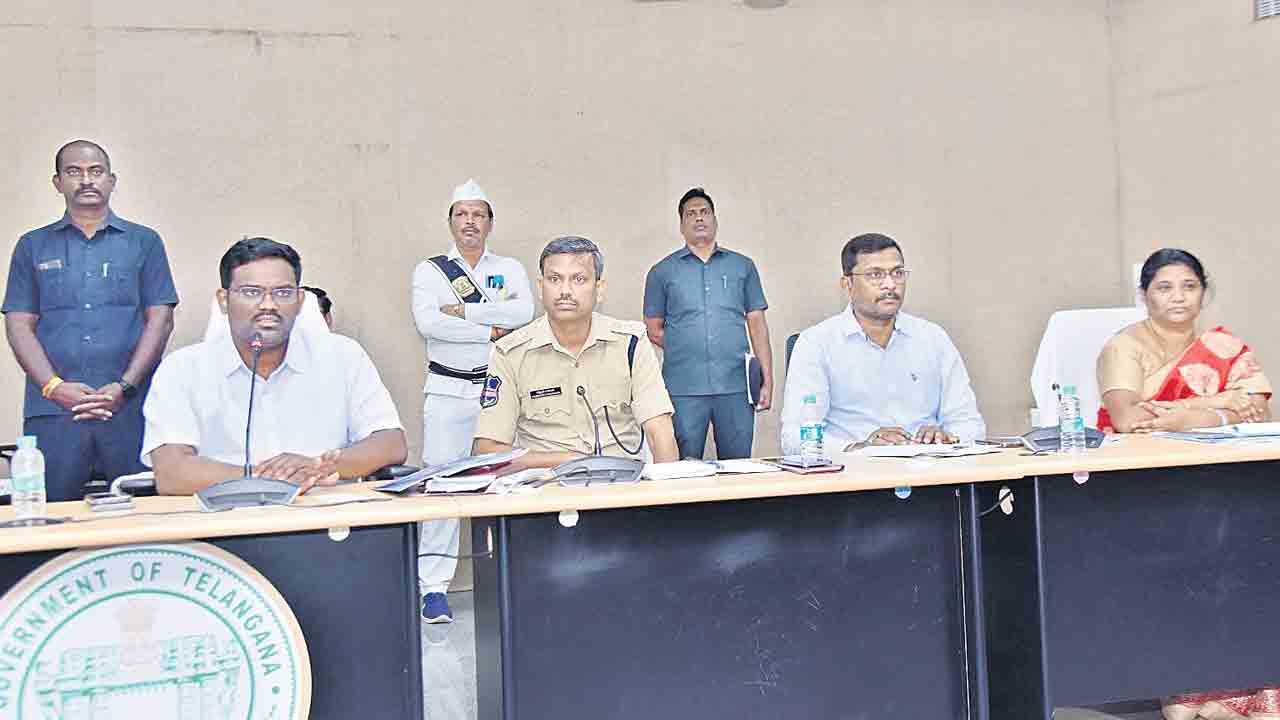 నిర్లక్ష్యం వహిస్తే కఠిన చర్యలు