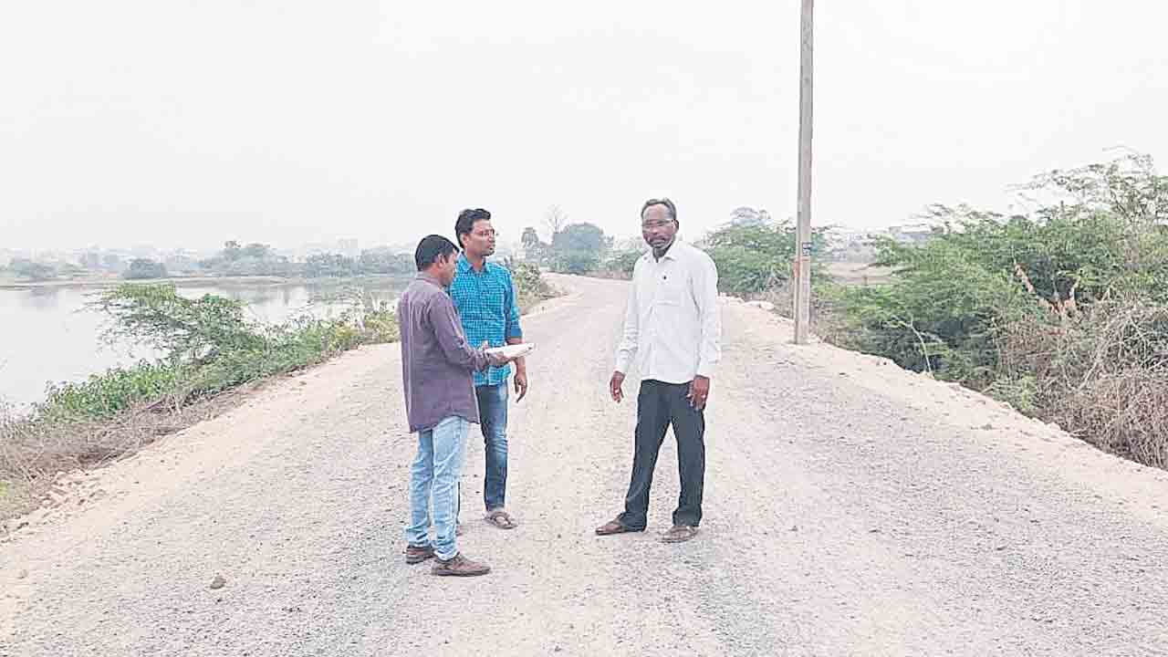 ‘అక్రమాల శ్రీరంగం’పై కదిలిన యంత్రాంగం