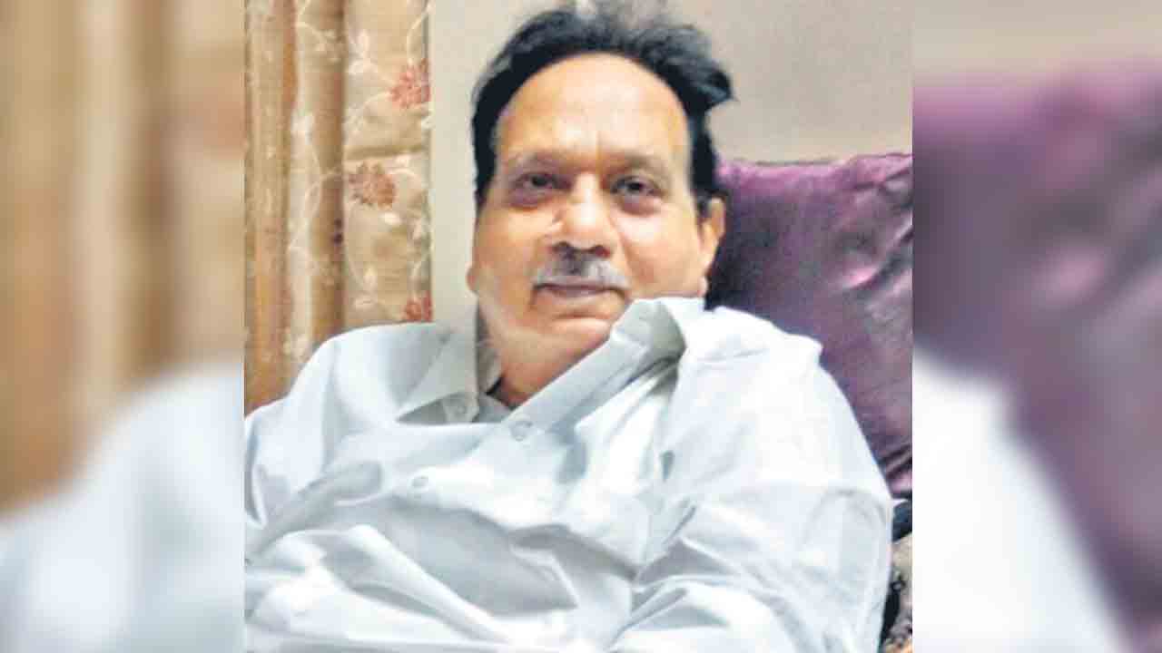 ‘మనుషులంతా ఒక్కటే’ నిర్మాత మహేశ్‌ కన్నుమూత