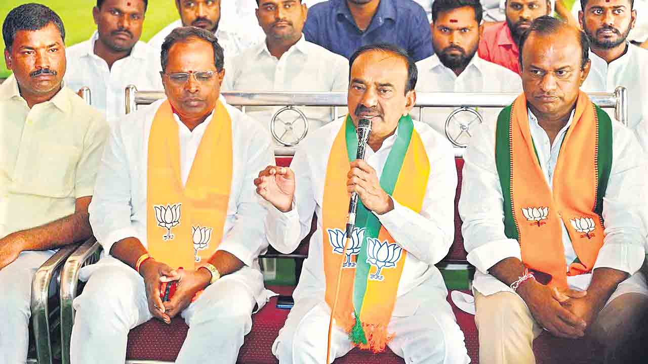 ఫ్రీ బస్సు మినహా ఏ ఒక్కటీ అమలు కాలేదు