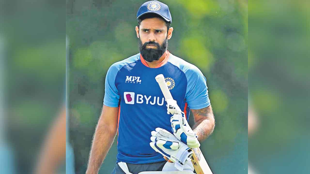 రాజకీయ నేత జోక్యంతో కెప్టెన్‌గా తొల‌గించారు.. ఇక ఆంధ్రకు ఆడను