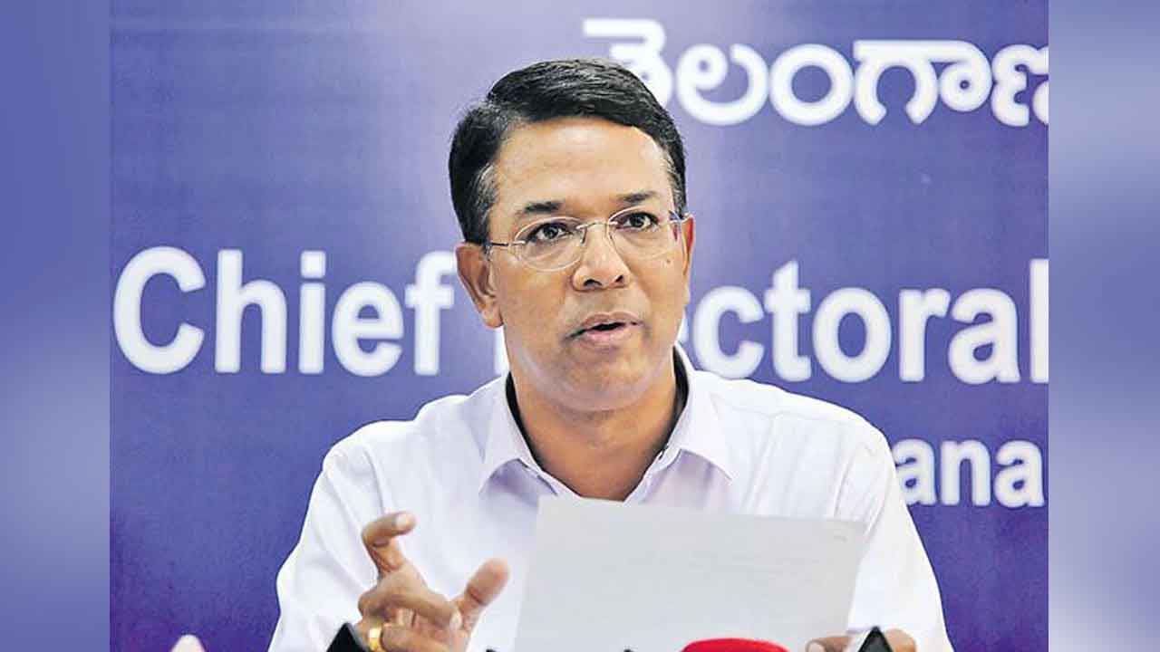 ఎన్నికల ఏర్పాట్లు వేగవంతం